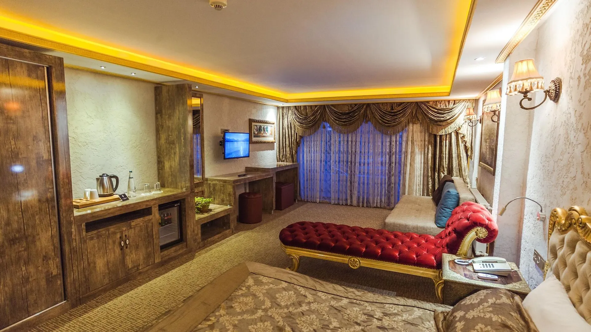 Grand Ambiance Hotel Istambul 2*,