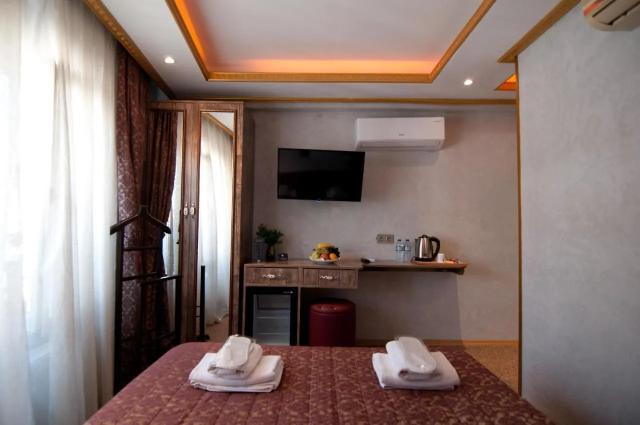 Grand Ambiance Hotel Istanbul 2*,